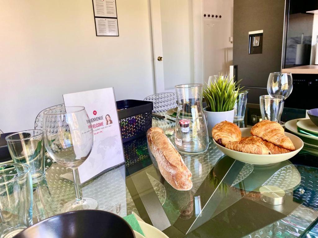 Atypique - Revez A 20Min De Paris - Parking Gratuit Apartment Аржантьой Екстериор снимка