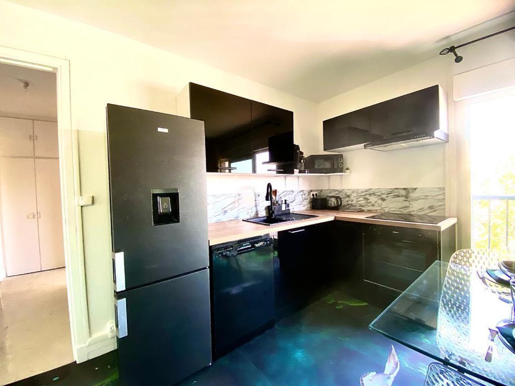 Atypique - Revez A 20Min De Paris - Parking Gratuit Apartment Аржантьой Екстериор снимка